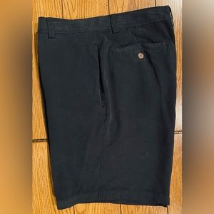 EUC Tommy Bahama men’s black silk shorts, size 34